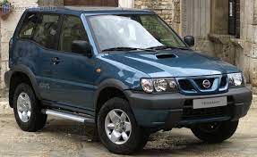 NISSAN TERRANO 2